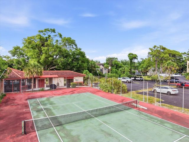 7500 40TH AVENUE W 203, Bradenton, FL 34209