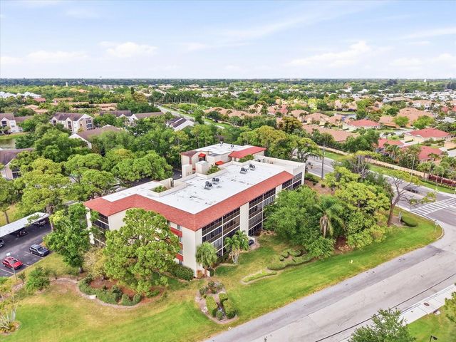 7500 40TH AVENUE W 203, Bradenton, FL 34209