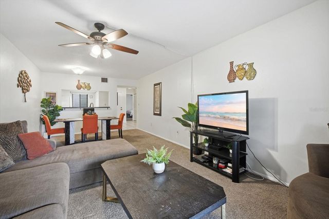 7500 40TH AVENUE W 203, Bradenton, FL 34209