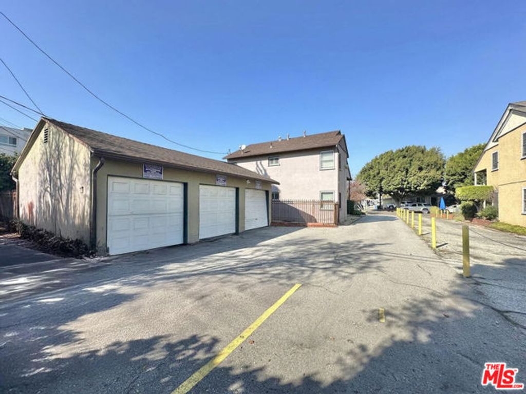 5748 Morley Street, Los Angeles, CA 90045