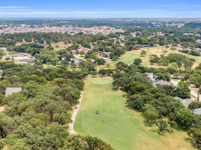 5102 Largo Drive, De Cordova, TX 76049