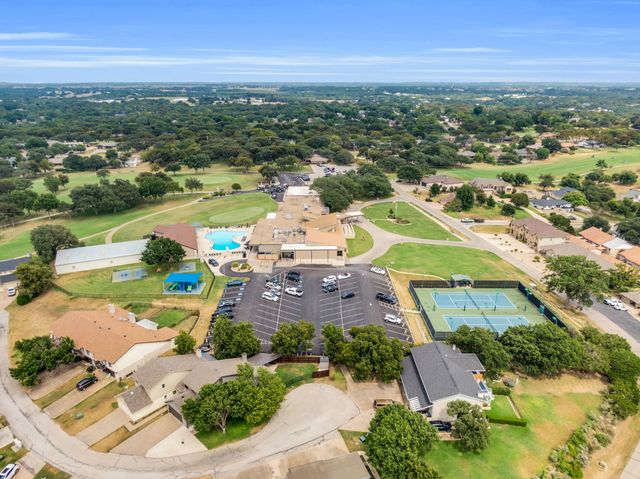 5102 Largo Drive, De Cordova, TX 76049