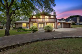 5102 Largo Drive, De Cordova, TX 76049