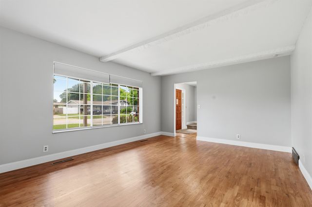 929 Springview Drive, Flushing Twp, MI 48433