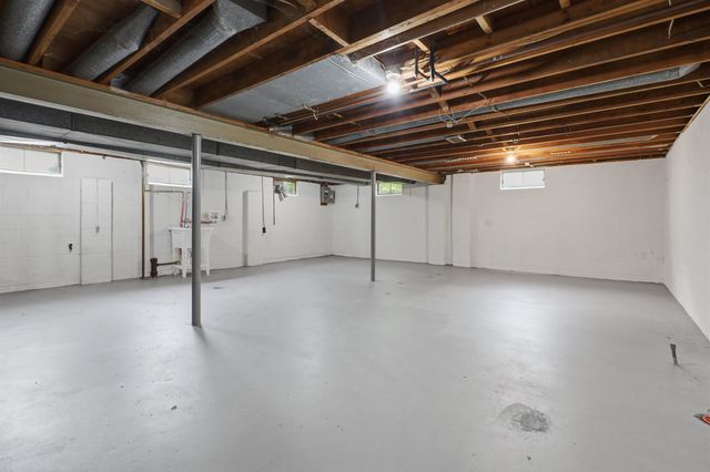 929 Springview Drive, Flushing Twp, MI 48433