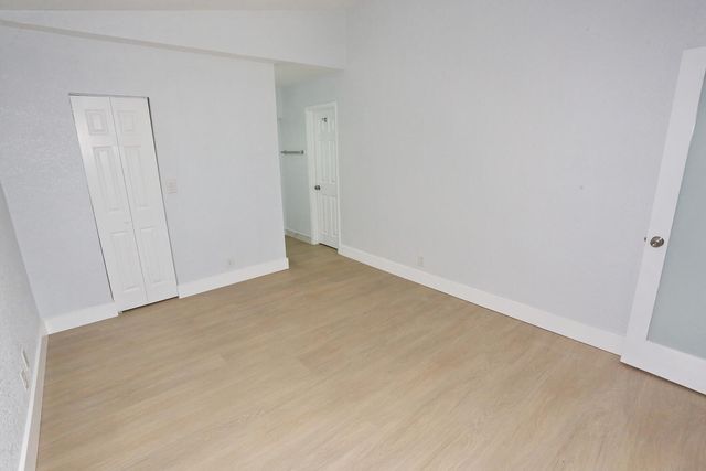 8120 SW 4th Court, North Lauderdale, FL 33068