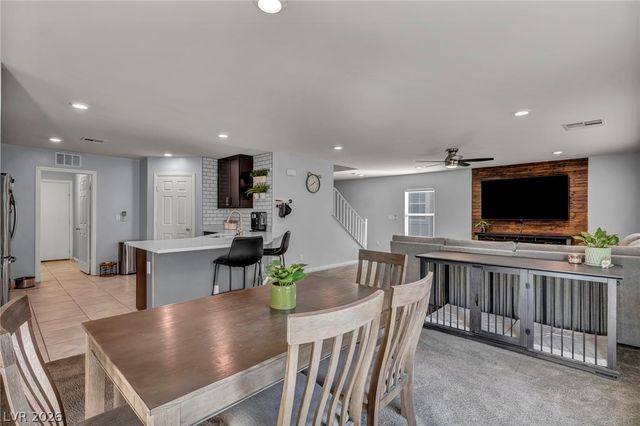 10283 Massachusetts Lane, Las Vegas, NV 89141