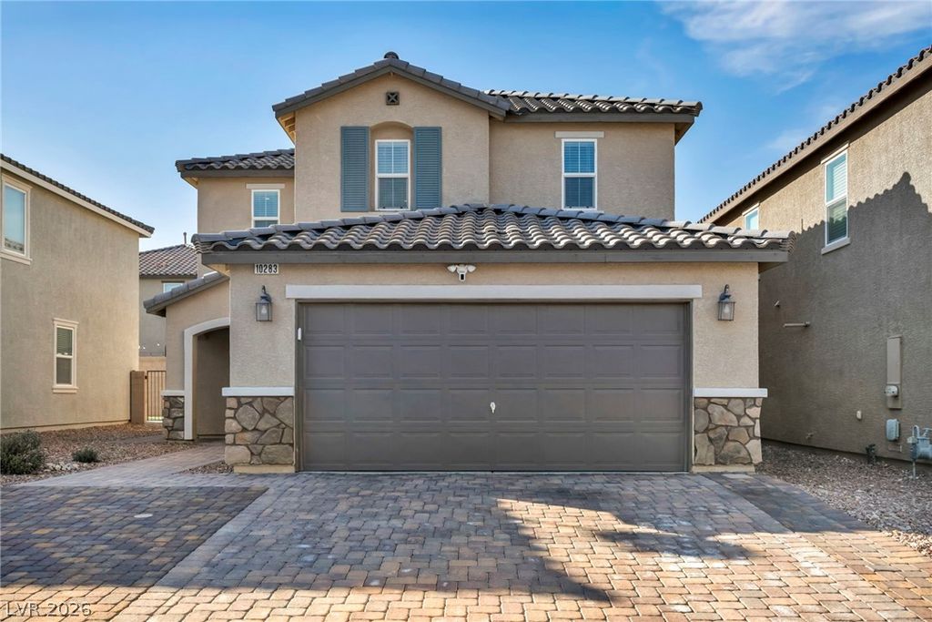10283 Massachusetts Lane, Las Vegas, NV 89141