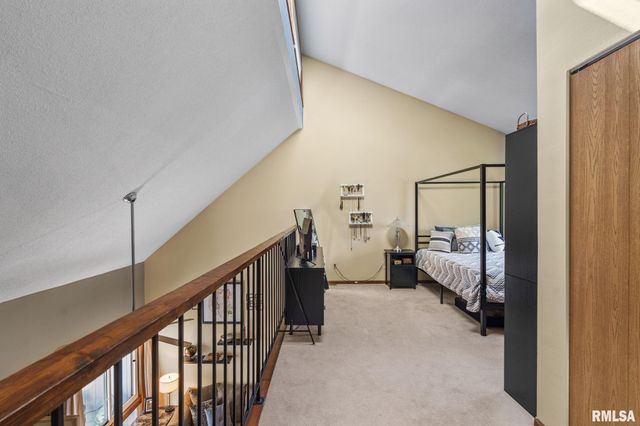 493 44TH Avenue Court, East Moline, IL 61244