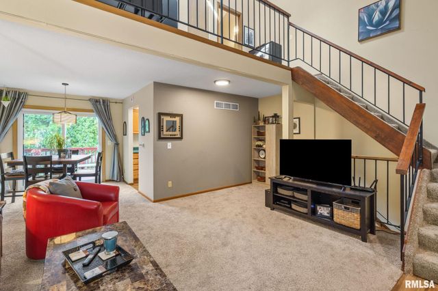 493 44TH Avenue Court, East Moline, IL 61244