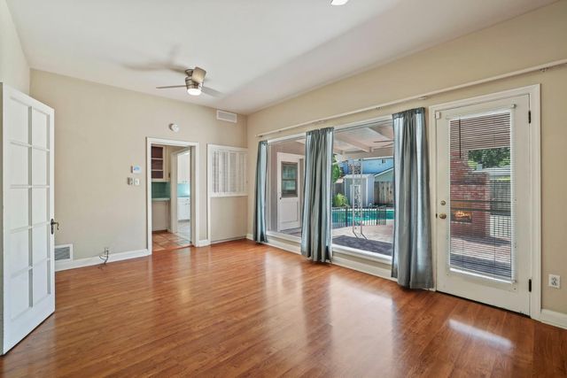 1162 Oxford Way, Stockton, CA 95204
