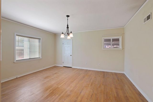 1162 Oxford Way, Stockton, CA 95204