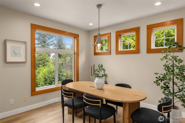 15110 SE 53rd Place, Bellevue, WA 98006