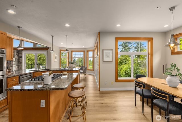 15110 SE 53rd Place, Bellevue, WA 98006