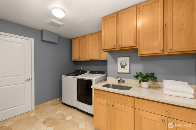 15110 SE 53rd Place, Bellevue, WA 98006
