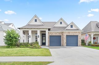 407 Channel Drive, Broussard, LA 70518