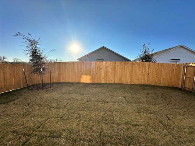 3928 Pontchartrain Parkway, Sherman, TX 75090