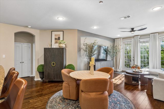 950 Henderson Street 1220, Fort Worth, TX 76102