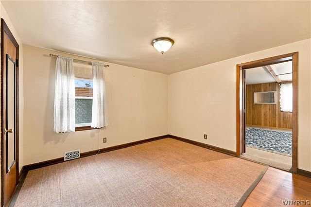 131 Chamberlin Drive, West Seneca, NY 14210