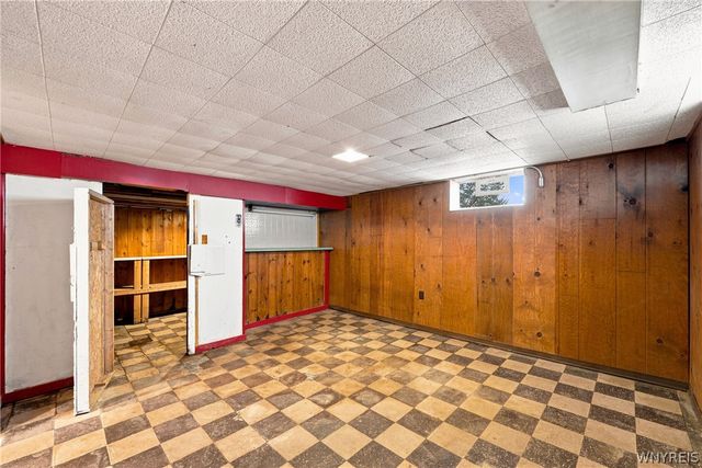 131 Chamberlin Drive, West Seneca, NY 14210