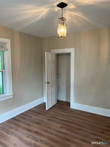 15 Simpson Street, Hartford, CT 06112