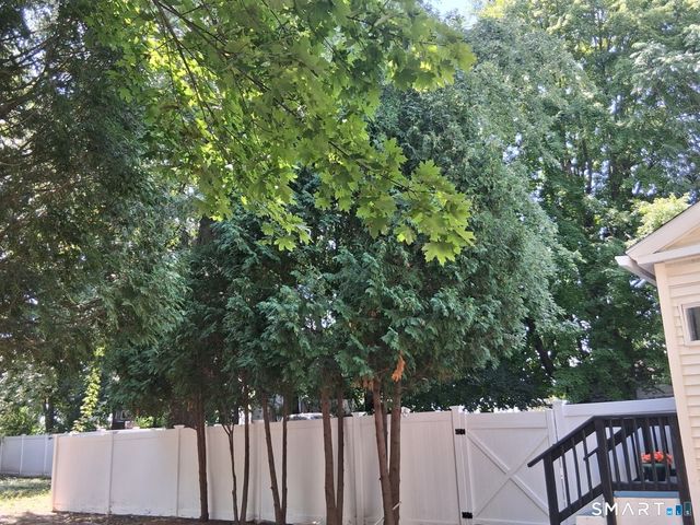 15 Simpson Street, Hartford, CT 06112