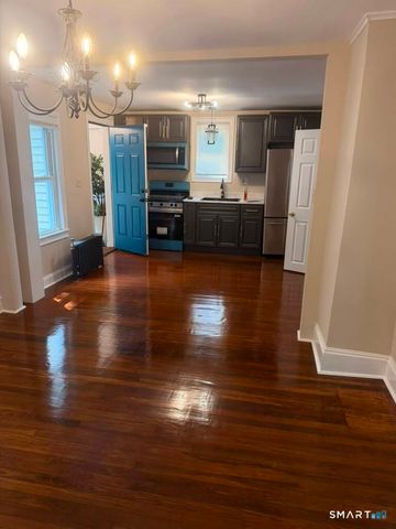 15 Simpson Street, Hartford, CT 06112