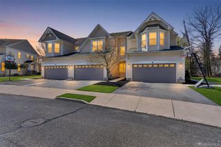 9 Cornwall Lane, Middletown, NY 10940