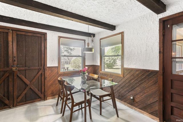 10281 County Road 4, Middlebury, IN 46540