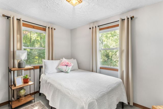 10281 County Road 4, Middlebury, IN 46540