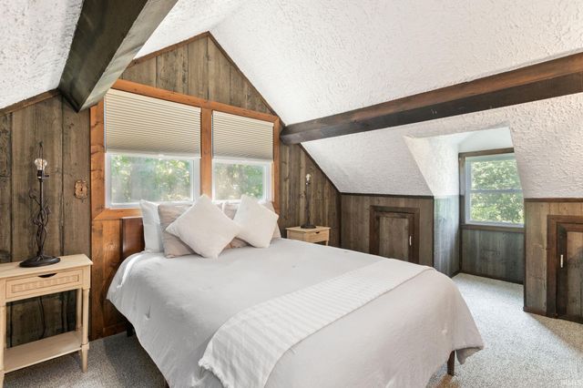 10281 County Road 4, Middlebury, IN 46540