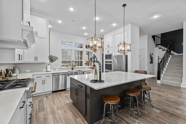 291 Vista Del Lago Drive, Huffman, TX 77336