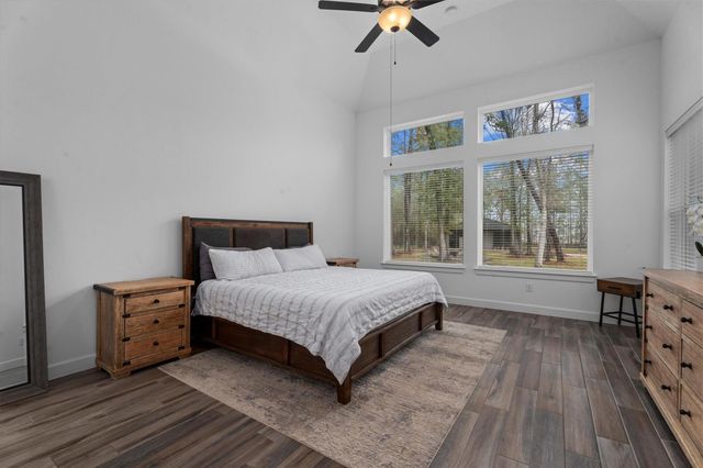 291 Vista Del Lago Drive, Huffman, TX 77336