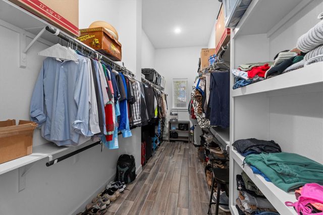 291 Vista Del Lago Drive, Huffman, TX 77336