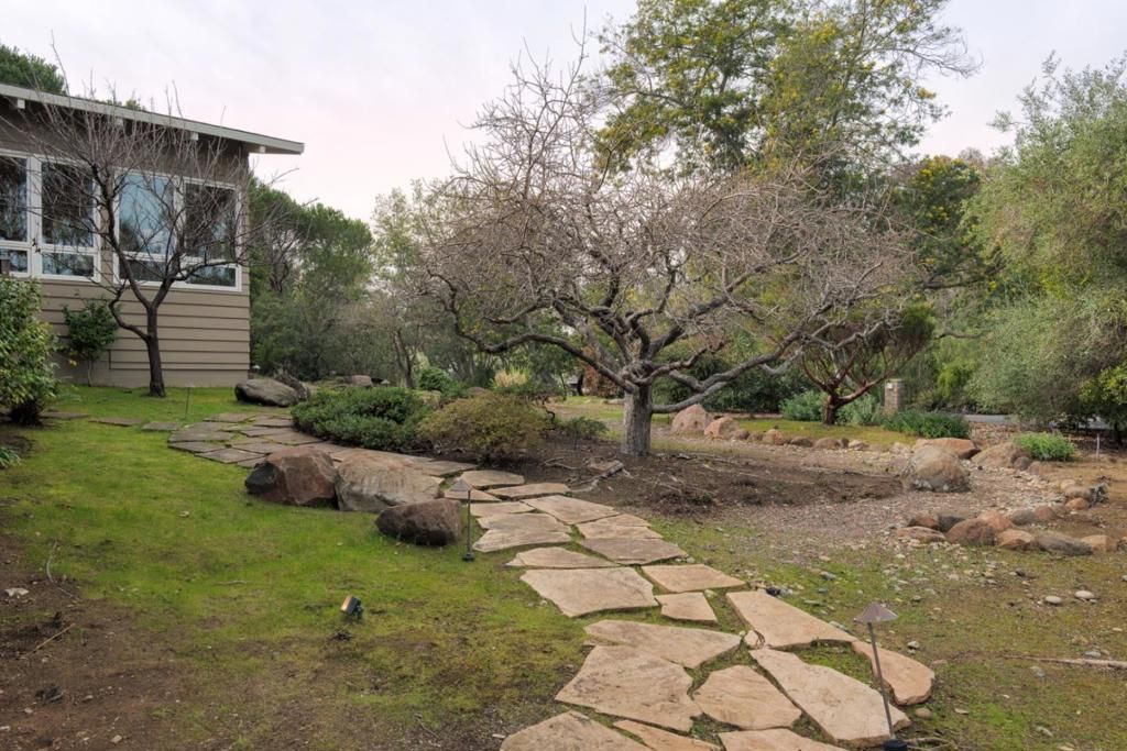 Image 25 of property listing at 888 Robb Road, Palo Alto, CA 94306