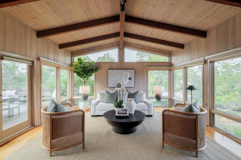 Image 7 of property listing at 888 Robb Road, Palo Alto, CA 94306