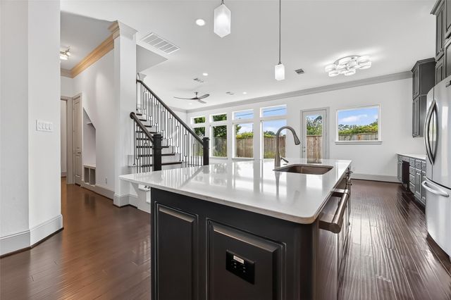 10514 Hess Lane, Houston, TX 77096