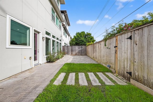 10514 Hess Lane, Houston, TX 77096