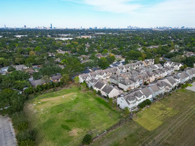 10514 Hess Lane, Houston, TX 77096