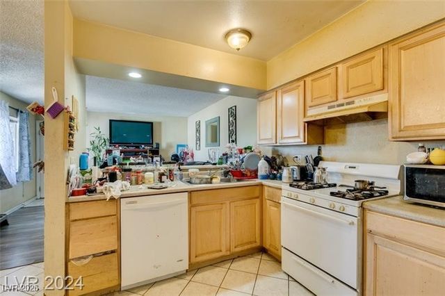 4316 Tara Avenue 4, Las Vegas, NV 89102