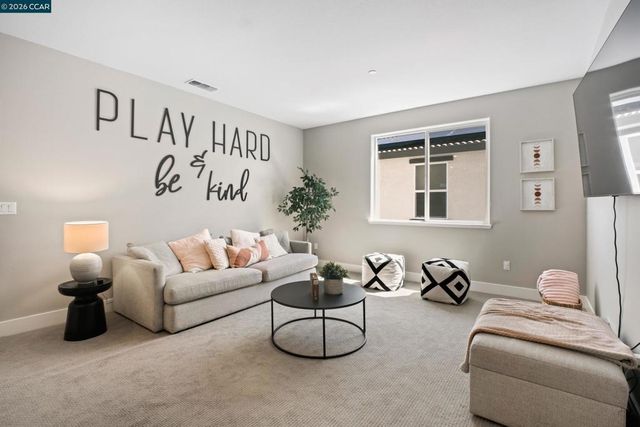 163 Canary Creek Way, Brentwood, CA 94513