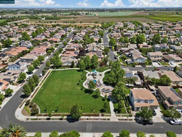 163 Canary Creek Way, Brentwood, CA 94513