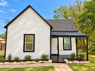 131 Elder Street, Waxahachie, TX 75165