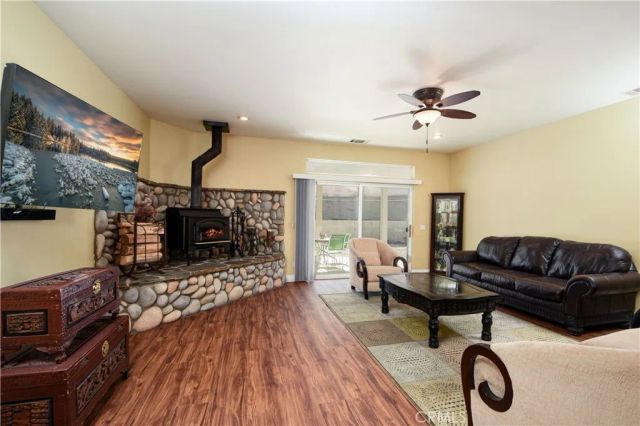 30938 Emperor, Canyon Lake, CA 92587