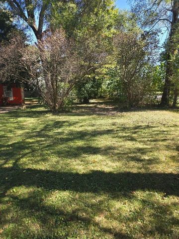 22211 Grandy Street, Clinton Township, MI 48035