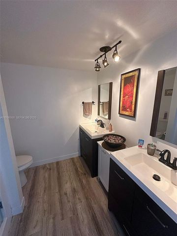 13499 Biscayne Blvd 1013, North Miami, FL 33181