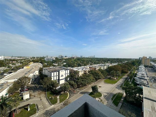 13499 Biscayne Blvd 1013, North Miami, FL 33181