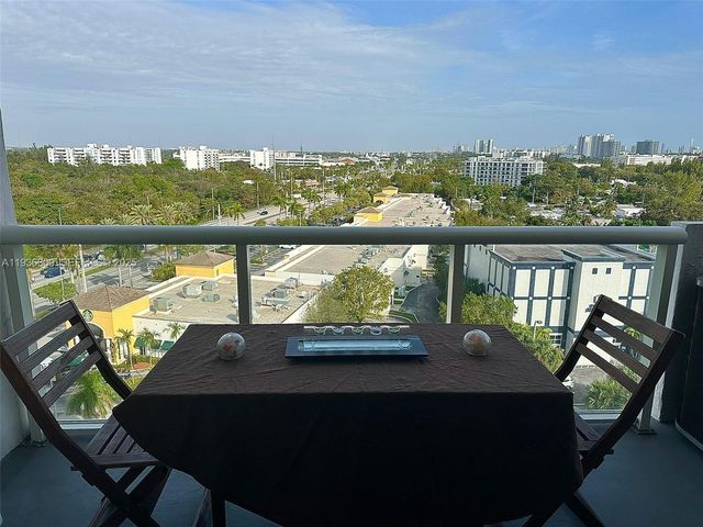 13499 Biscayne Blvd 1013, North Miami, FL 33181