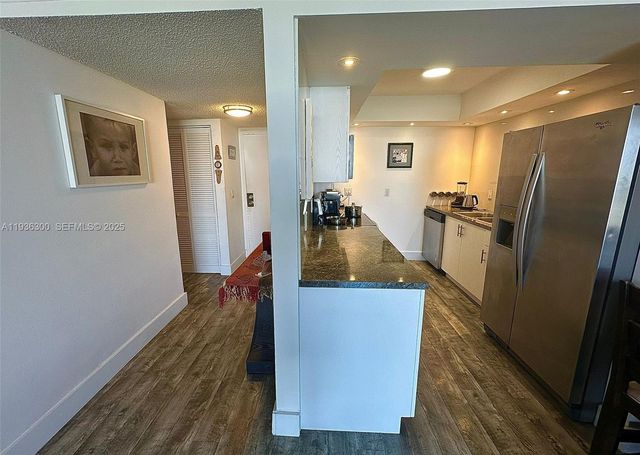 13499 Biscayne Blvd 1013, North Miami, FL 33181