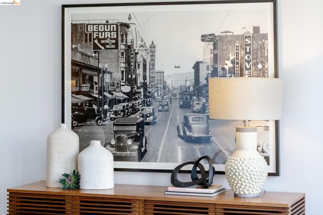 1755 Broadway 45, Oakland, CA 94612